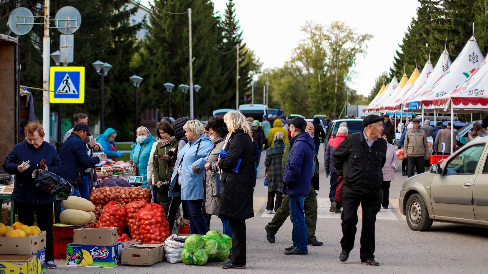 ярмарка на площади куйбышева